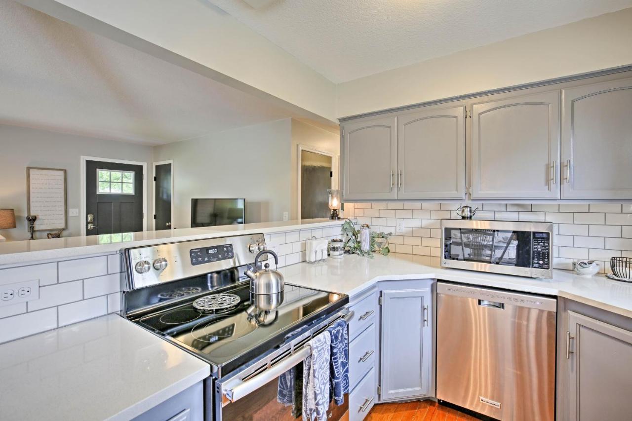 Modern Excelsior Springs Home With Deck And 3 Acres! المظهر الخارجي الصورة